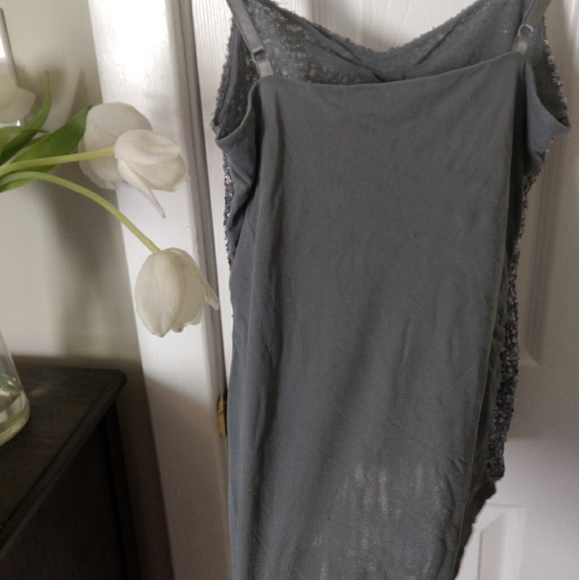 Sequin Top - Picture 2 of 4